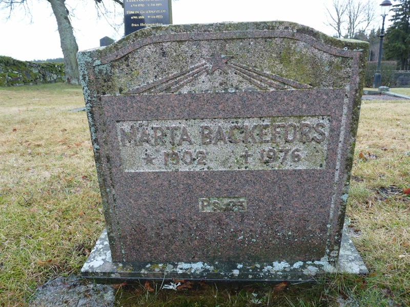 Grave number: SG 4   28