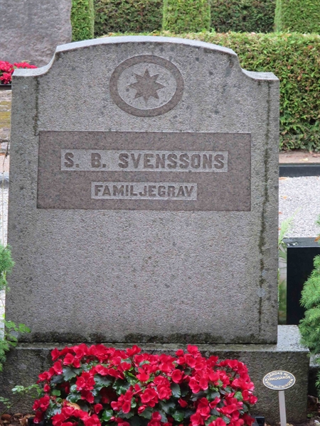Grave number: HÖB 6   161