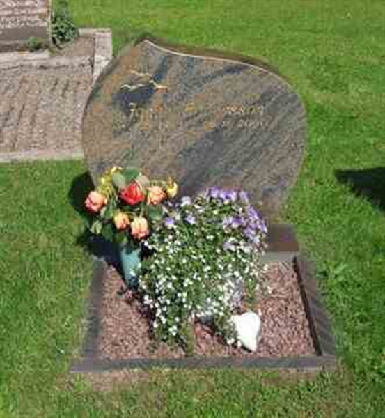 Grave number: SN D   305