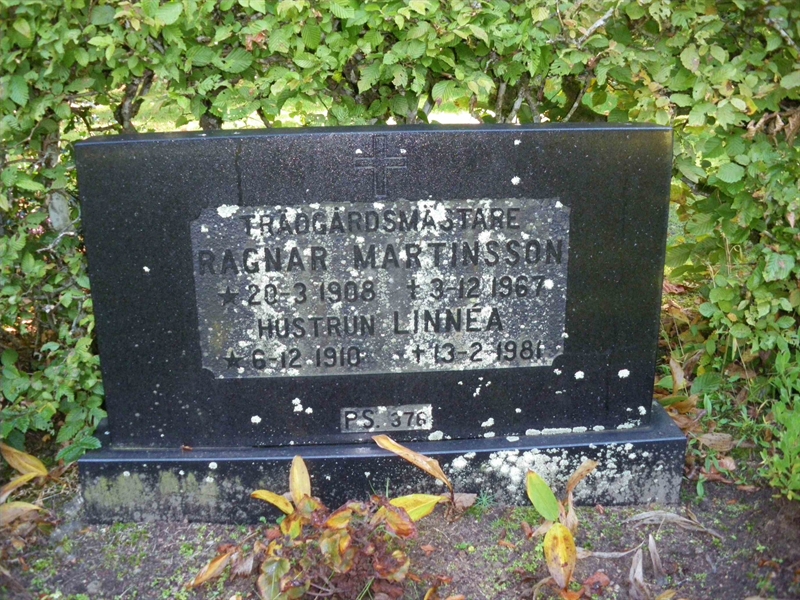 Grave number: SB 30     5