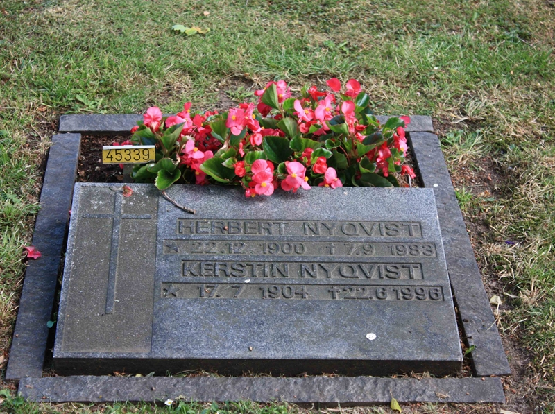 Grave number: Ö 45   339