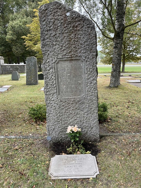 Grave number: Ö 15    18.A-C