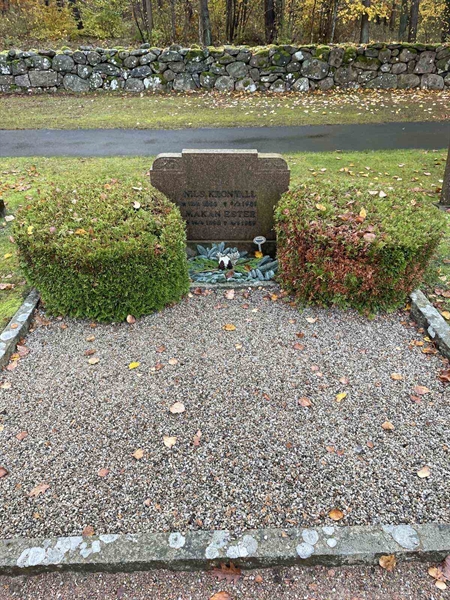 Grave number: VV 6   407, 408