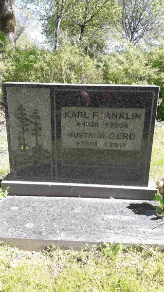 Grave number: FÄ 033    12