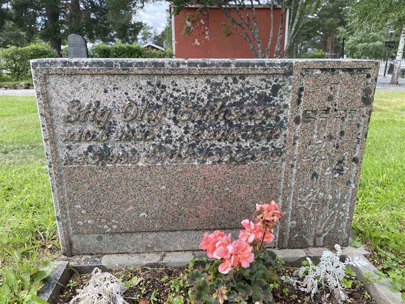 Grave number: 2 08 409