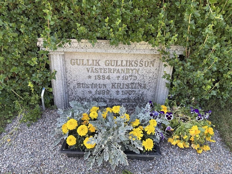 Grave number: 4 G GF 197-198