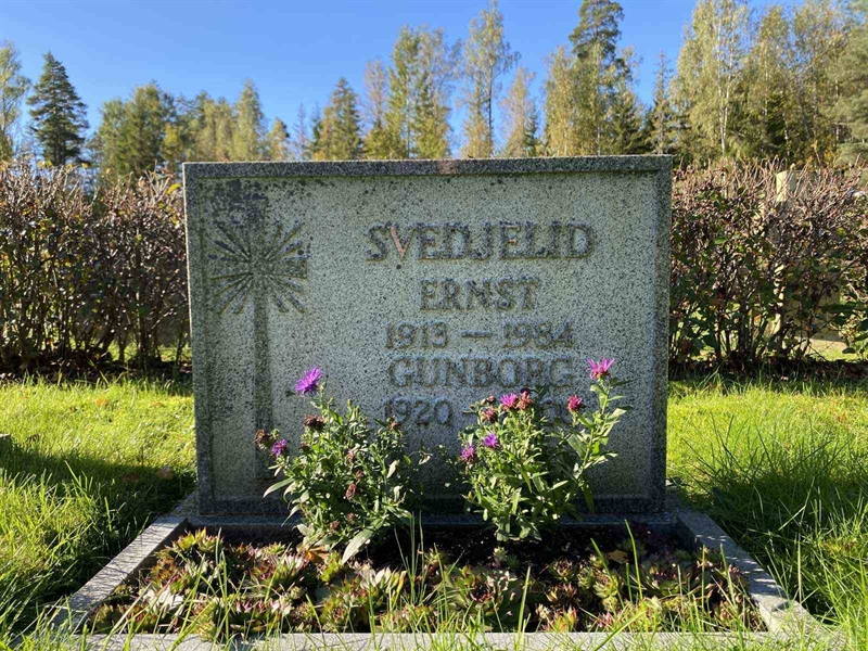 Grave number: 1 22     30