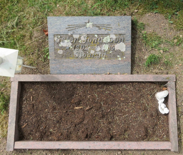 Grave number: 01 T    54