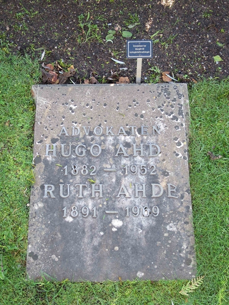 Grave number: HÖB 59     1