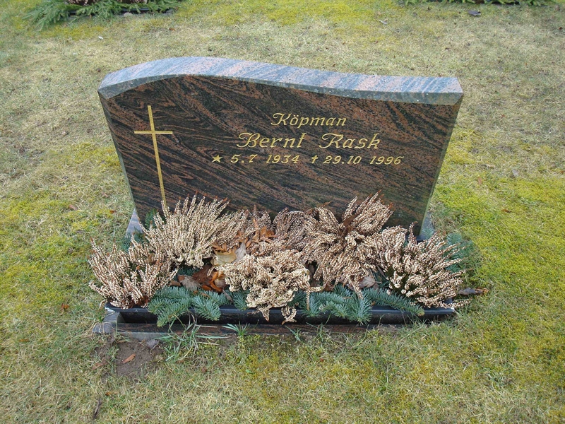 Grave number: BR D    46, 47