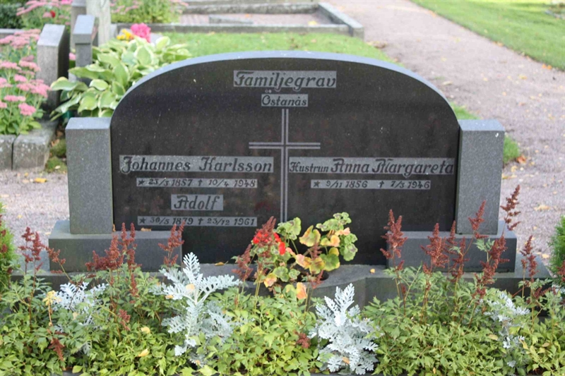 Grave number: 1 K G  153