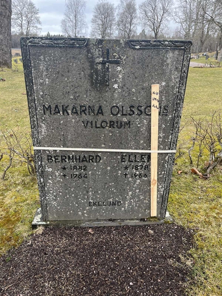 Hautatunnus: 05 10   109-110