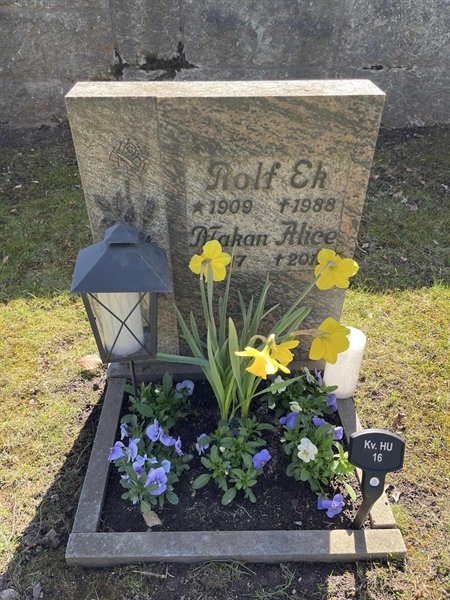 Gravnummer: 22 HU    16