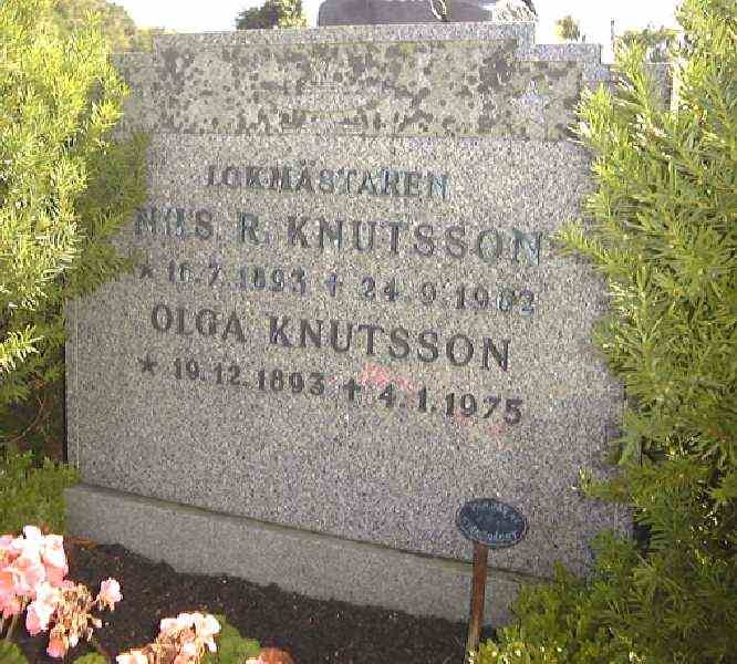 Grave number: NK V   102