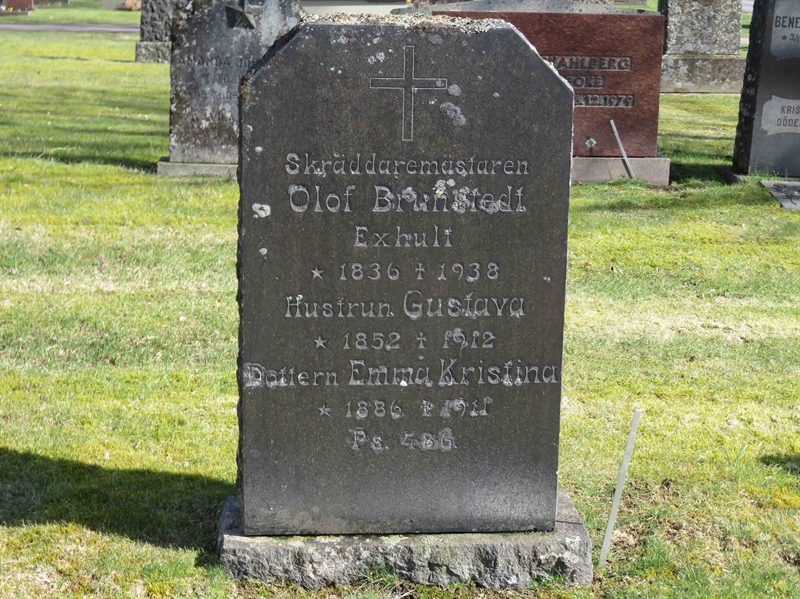 Grave number: 01 F   182, 183