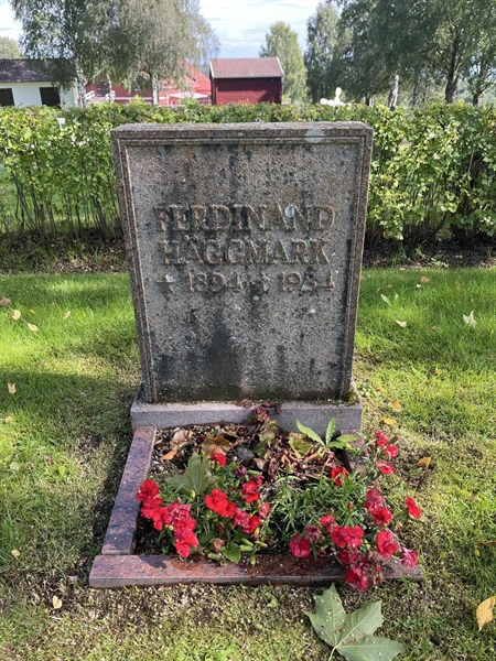Grave number: 3065 D    20