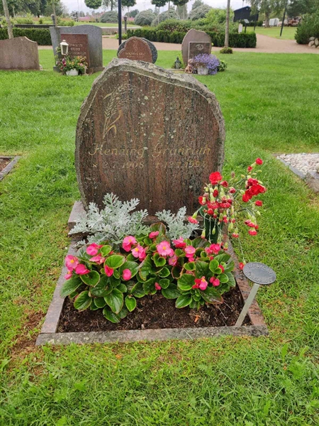 Grave number: VK F    66