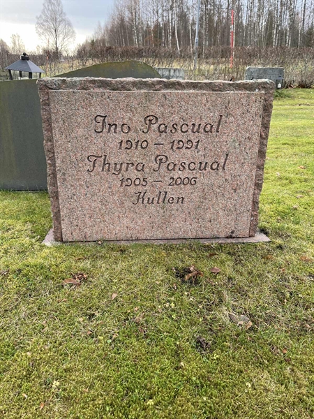 Grave number: Tsk 75 06    67+68