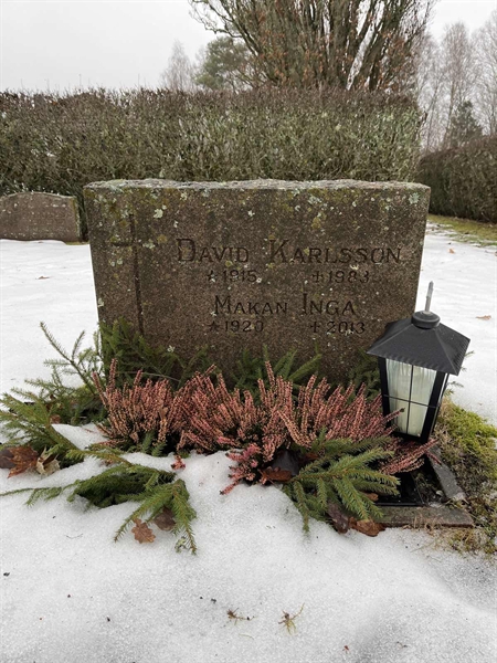 Gravnummer: SJ K    8 A, 8 B