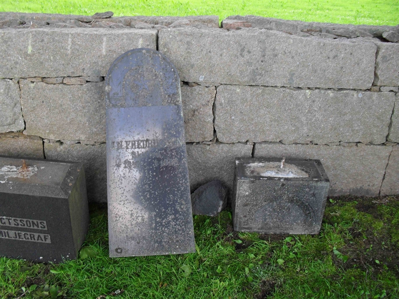 Grave number: 2 F   362