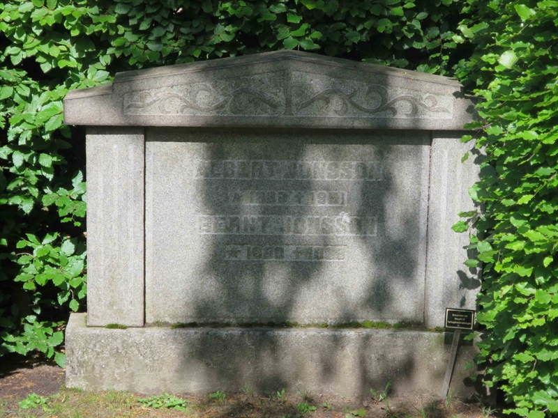 Grave number: HÖB N.RL    44