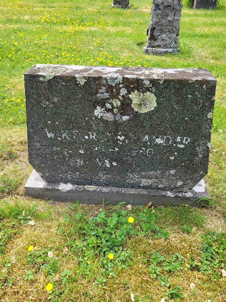 Grave number: kö 01 05   187