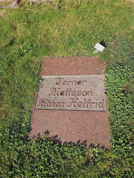 Grave number: Fr 5   852