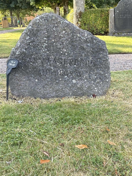 Hautatunnus: 33 4   196-197