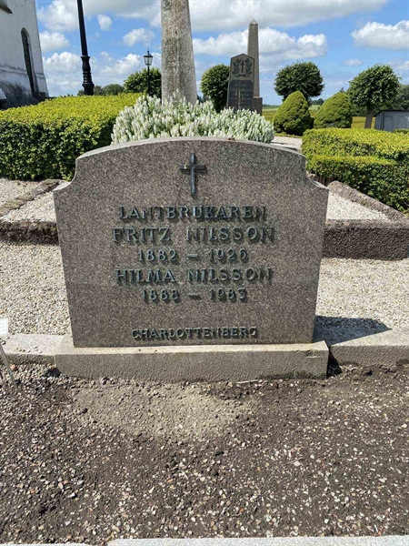 Grave number: FA H    19