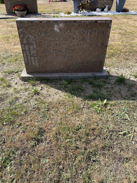 Grave number: 20 P   171-172