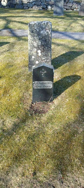 Gravnummer: 3 Ga G    17-18