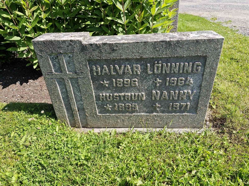 Hautatunnus: 1 ARVED 24