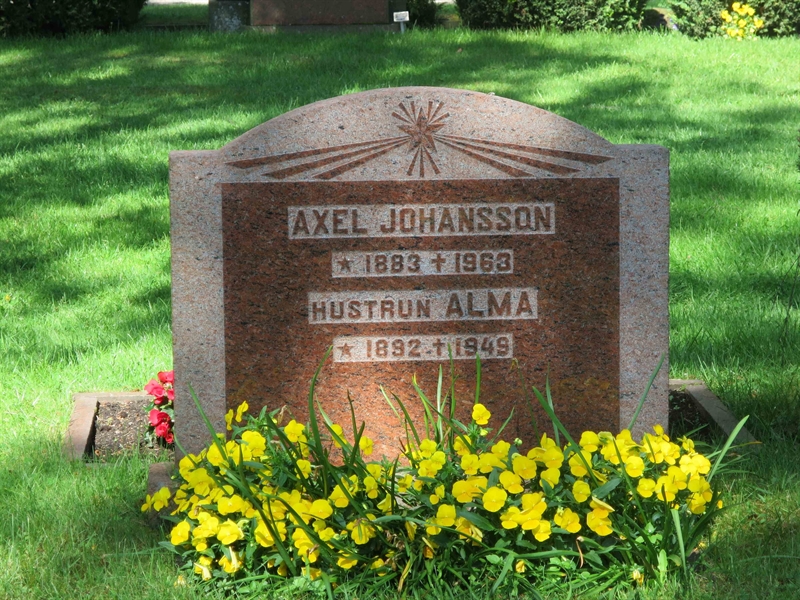 Grave number: HÖB 23    13
