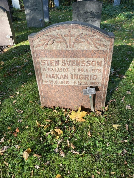 Grave number: 1 H   470