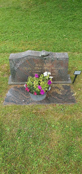 Grave number: Jä 05     8