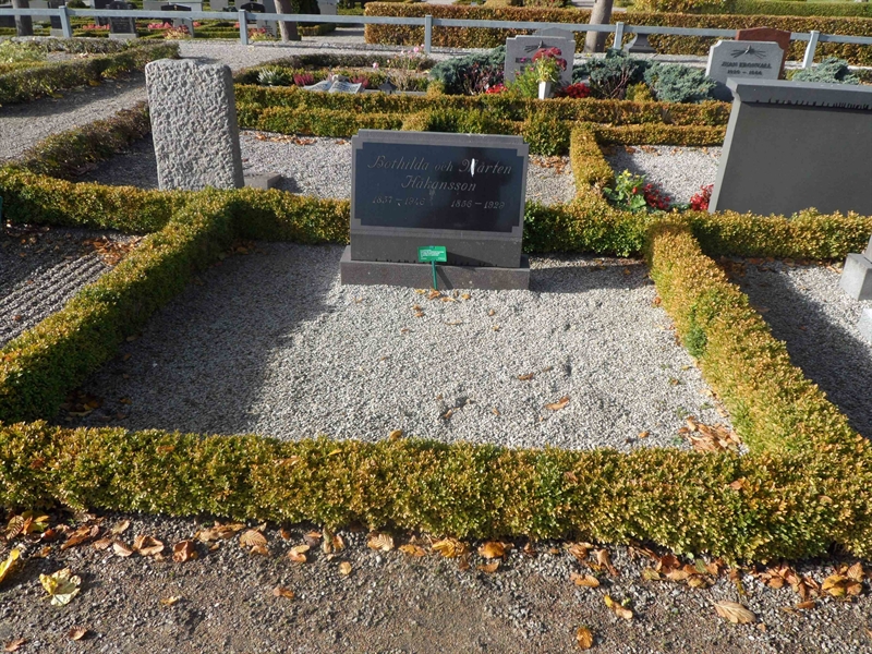 Grave number: ÖT GVK1M    16, 17, 18