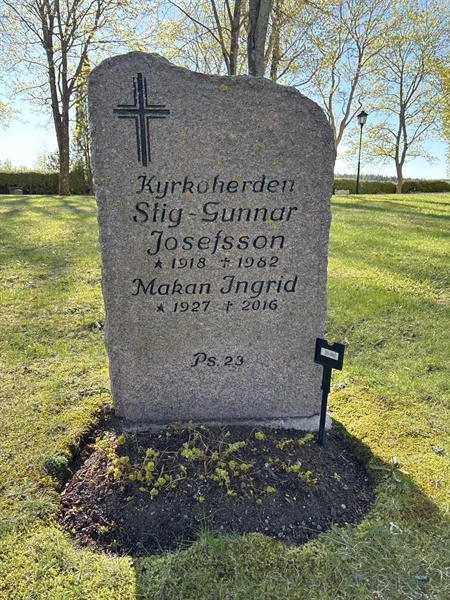 Gravnummer: H 010 006-06