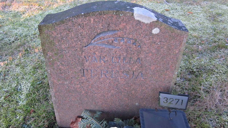 Grave number: KG H  3271