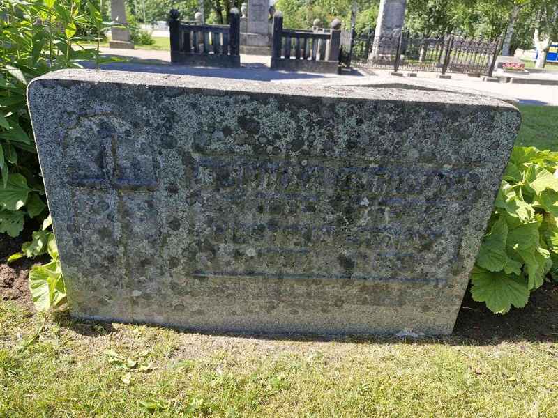Grave number: 1 FRID 132-133
