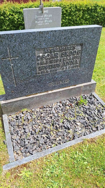Grave number: VG D   204-205