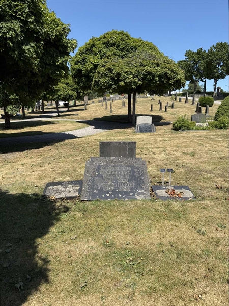 Grave number: BR E    38