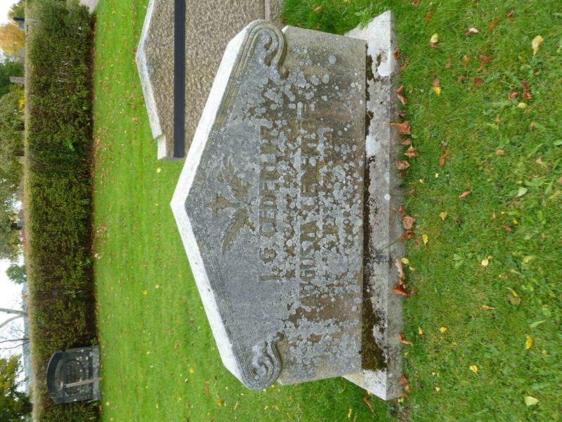 Grave number: ROG B  131, 132