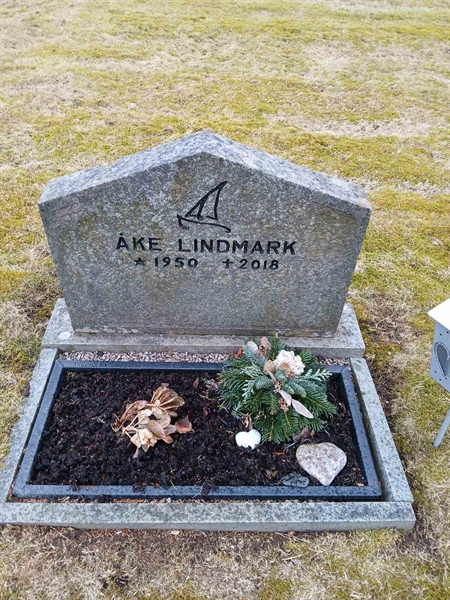 Hautatunnus: 2 8  161