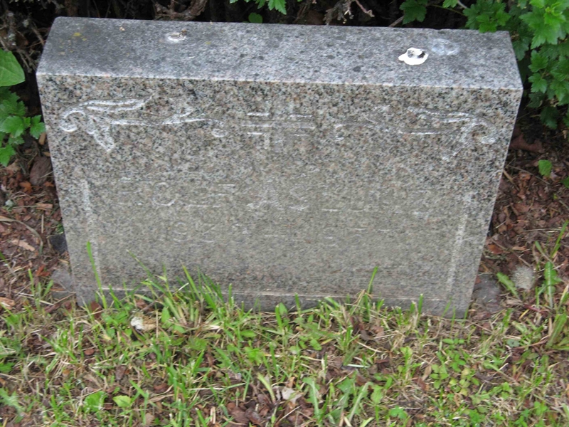 Grave number: A E  120