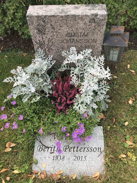 Grave number: ÅR U1    48