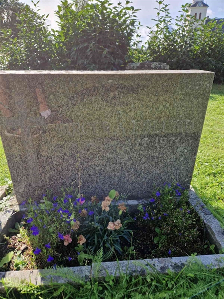 Grave number: 1 19   111, 112