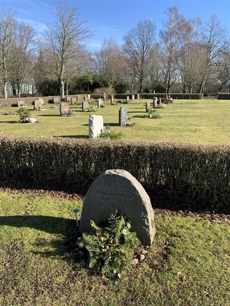 Grave number: SÖ O    83