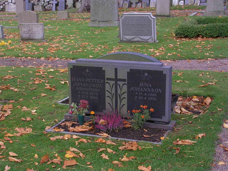 Grave number: ÖKK 5   150, 151