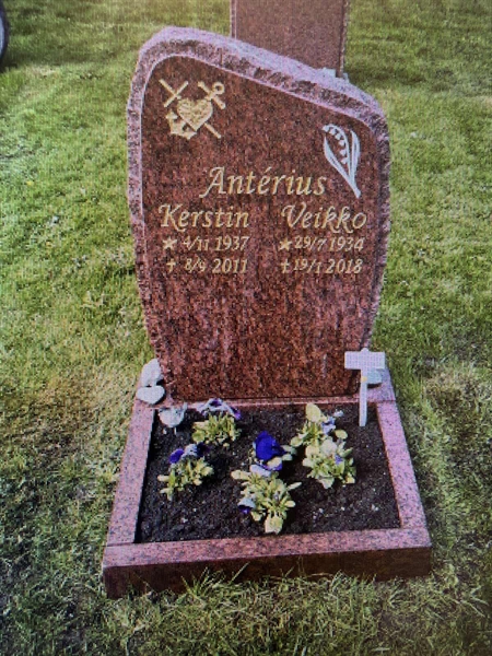 Grave number: 1 NA   233