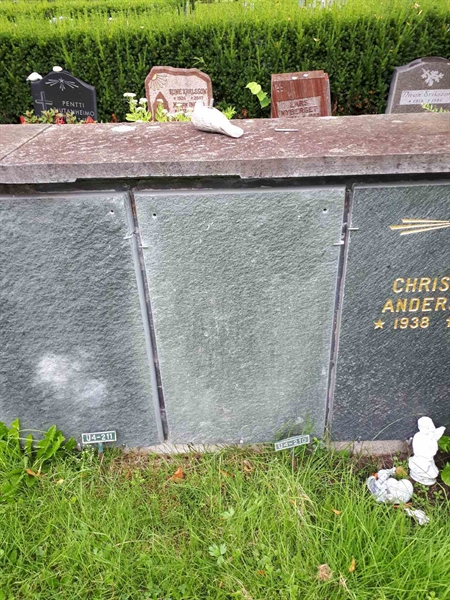 Hautatunnus: GK U 4   210